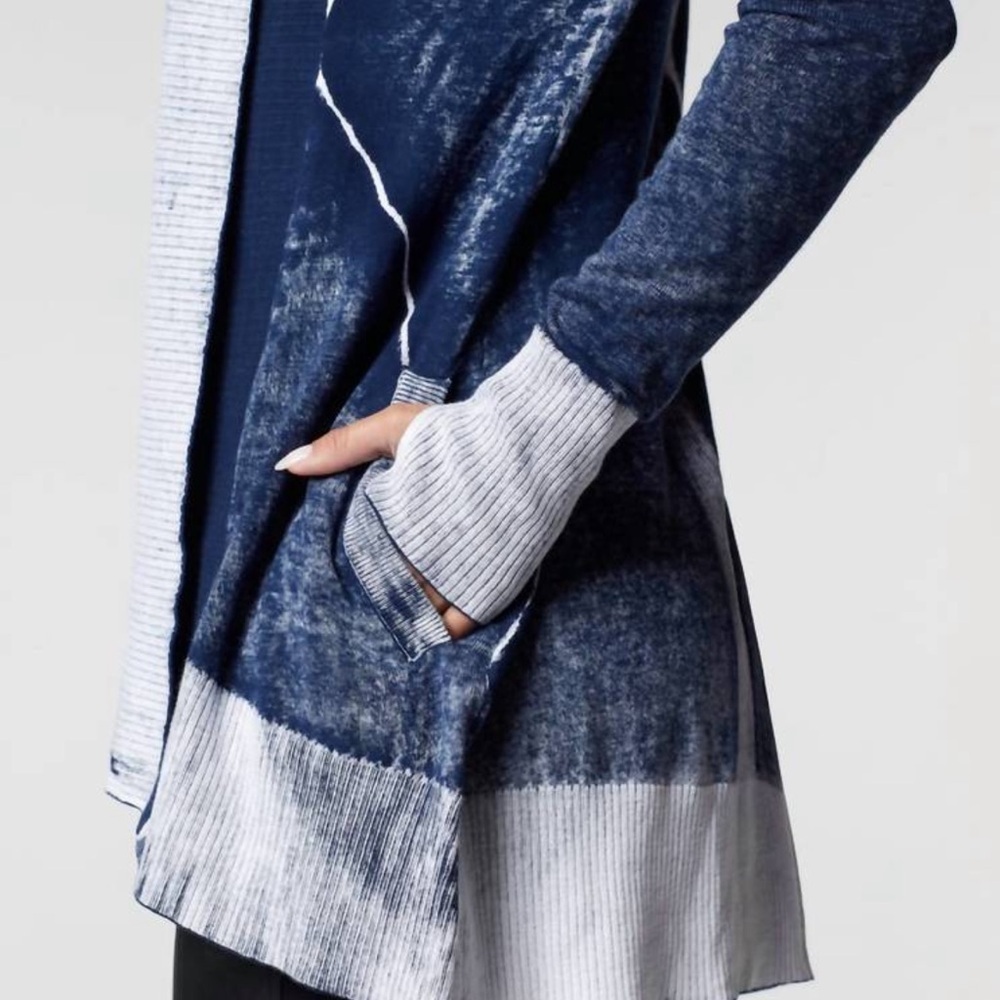 BLANC NOIR huntress  drape front cardigan in dress blues size small - Picture 4 of 8